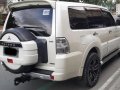 Pearl White Mitsubishi Pajero 2008 for sale in Quezon City-3