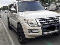 Pearl White Mitsubishi Pajero 2008 for sale in Quezon City-6