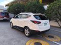 White Hyundai Tucson 2010 for sale in Automatic-4