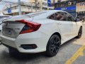 White Honda Civic 2017 for sale in Automatic-3