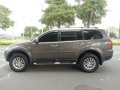 Selling Grey Mitsubishi Montero sport 2012 in Pasig-2