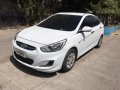White Hyundai Accent 2018 for sale in Manual-3