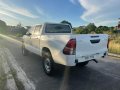 White Toyota Hilux 2016 for sale in Mandaluyong-4