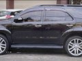 Sell Black 2010 Toyota Fortuner in Quezon City-2