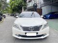Selling Pearl White Toyota Camry 2014 in Bacoor-9