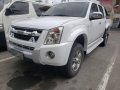 Pearl White Isuzu D-Max 2012 for sale in Manila-5