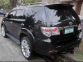 Sell Black 2010 Toyota Fortuner in Quezon City-8