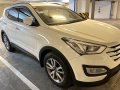 Selling White 2017 Hyundai Santa Fe in Malay-1