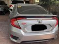 Silver Honda Civic 2017 for sale in Automatic-1