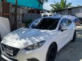 Pearl White Mazda 3 2016 for sale in Automatic-0