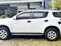 Selling Pearl White Chevrolet Trailblazer 2019 in Parañaque-6