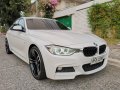 White BMW 320D 2014 for sale in Quezon City-1