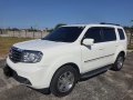 Selling White Honda Pilot 2013 in Malolos-2