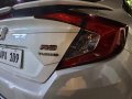 Selling Pearl White Honda Civic 2017 in Marikina-0