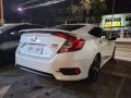Selling Pearl White Honda Civic 2017 in Marikina-1