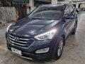 Selling Black Hyundai Santa Fe 2015 in Manila-9