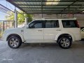 Selling White Ford Everest 2012 in Las Piñas-1