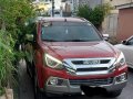 Selling Red Isuzu MU-X 2019 in Makati-5