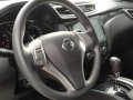 White Nissan X-Trail 2015 for sale in Makati -2