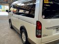 Pearl White Toyota Hiace 2015 for sale in Quezon-1