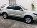 Silver Toyota Fortuner 2006 for sale in Manila-6