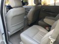 Selling Pearl White Toyota Innova 2012 in San Mateo-3