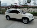 Selling Pearl White Honda CR-V 2009 in Quezon-9