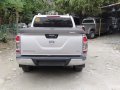 Selling Pearl White Nissan Navara 2018 in Valenzuela-4