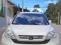 Selling Pearl White Honda CR-V 2009 in Quezon-7