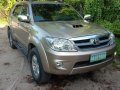 Selling Silver Toyota Fortuner 2006 in Manila-1