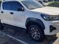 Selling White Toyota Hilux 2018 in Pozorrubio-7