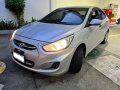 Selling Pearl White Hyundai Accent 2018 in Quezon -8