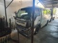 Selling White Isuzu Elf 2016 in Marikina-4