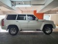 Selling White Nissan Patrol 2016 in Makati-1