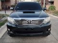 Selling Black Toyota Fortuner 2013 in Imus-9