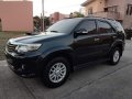 Selling Black Toyota Fortuner 2013 in Imus-8