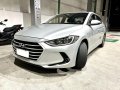 Selling Pearl White Hyundai Elantra 2018 in Quezon -5