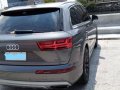 Grey Audi Q7 2018 for sale in Automatic-6