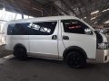 Selling Pearl White Toyota Grandia 2018 in Pasig-7