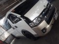 Selling Pearl White Toyota Grandia 2018 in Pasig-1