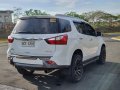 Sell White 2016 Isuzu Mu-X in Imus-4