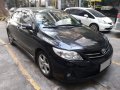 Selling Black Toyota Corolla Altis 2013 in Makati-1
