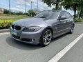 Grey BMW 318I 2010 for sale in Automatic-0