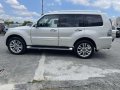 Selling Pearl White Mitsubishi Pajero 2013 in Pasig-2