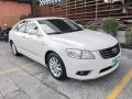 Selling Pearl White Toyota Camry 2010 in Quezon City-2