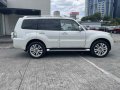 Selling Pearl White Mitsubishi Pajero 2013 in Pasig-6