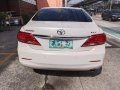 Selling Pearl White Toyota Camry 2010 in Quezon City-5