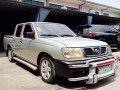 Selling White Nissan Frontier 2005 in Quezon City-5
