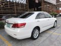 Selling Pearl White Toyota Camry 2010 in Quezon City-4