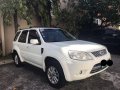 Sell Pearl White 2012 Ford Escape in Muntinlupa-4